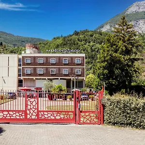 Les Trois Roses, Grenoble The Originals Boutique 4*, Meylan France