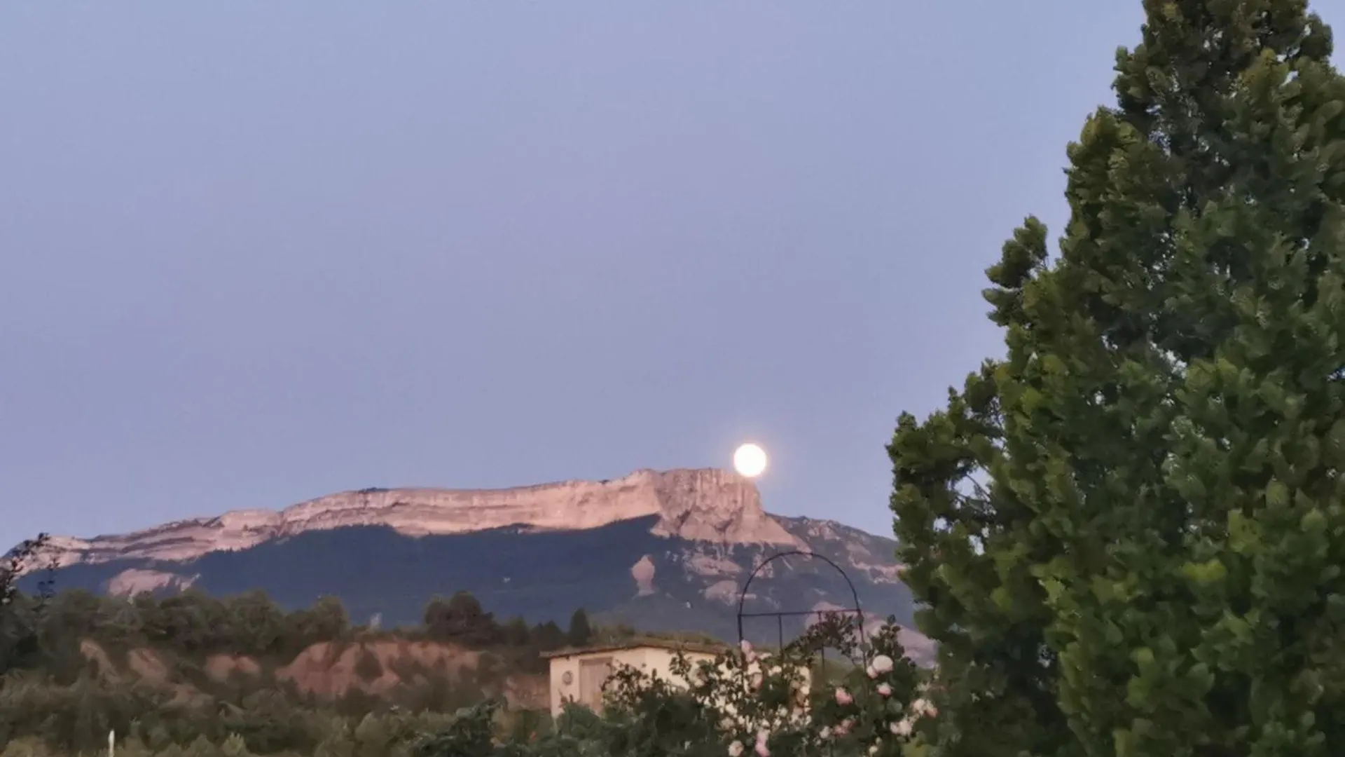 Le Petit Caboulot En Pleine Nature Vaumeilh 2*,  France